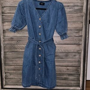 Vero Moda Belted Denim Dress